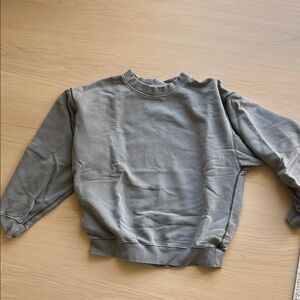 Elwood grey sweater